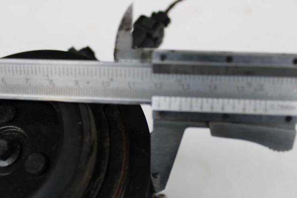 COMPRESSEUR DE CLIMATISATION HYUNDAI / KIA - Vue 2